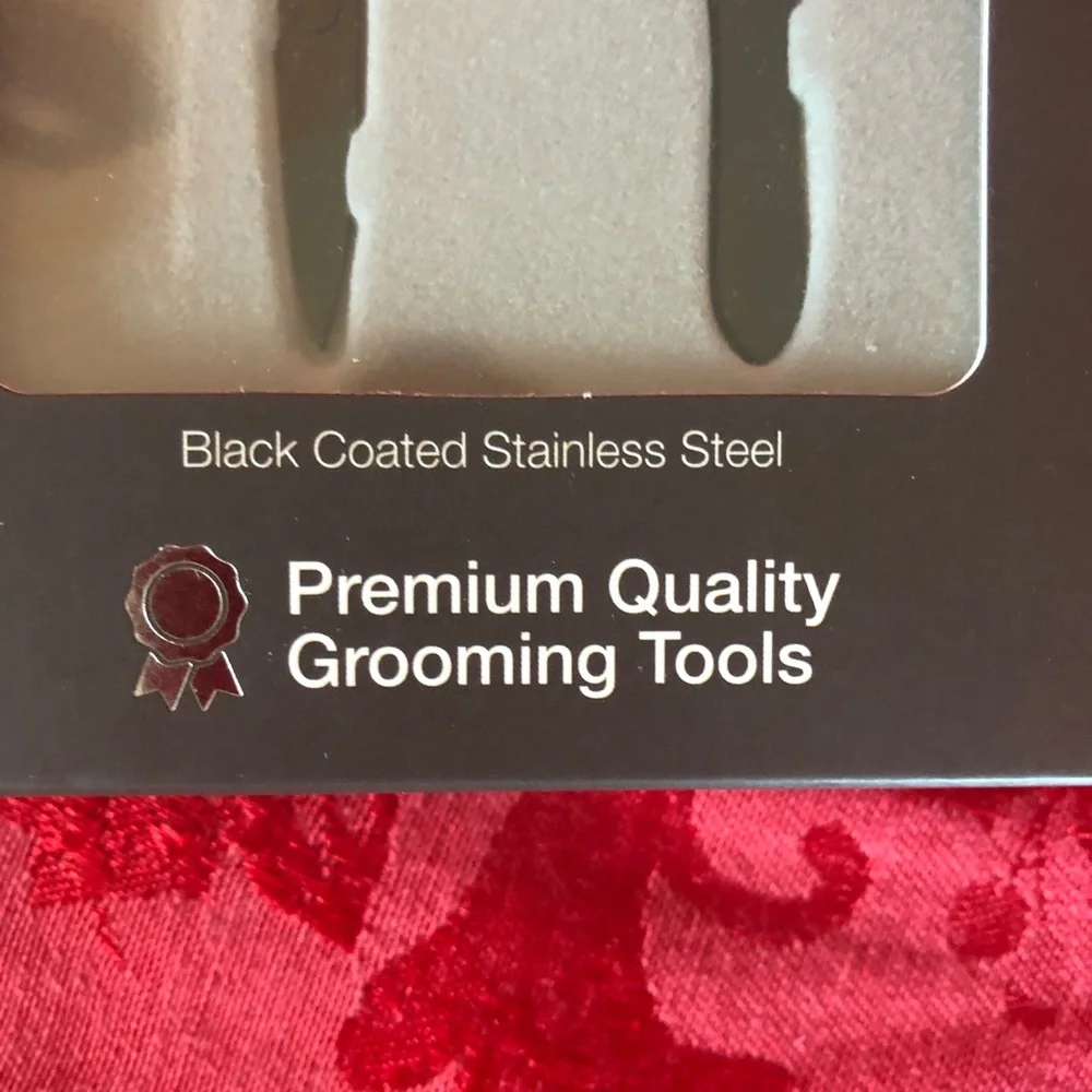 Brookstone pack premium